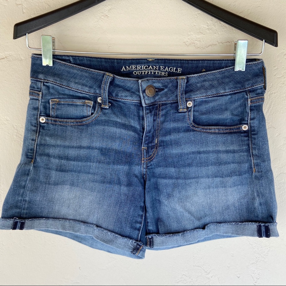 American Eagle Super Stretch Shorts size: 8